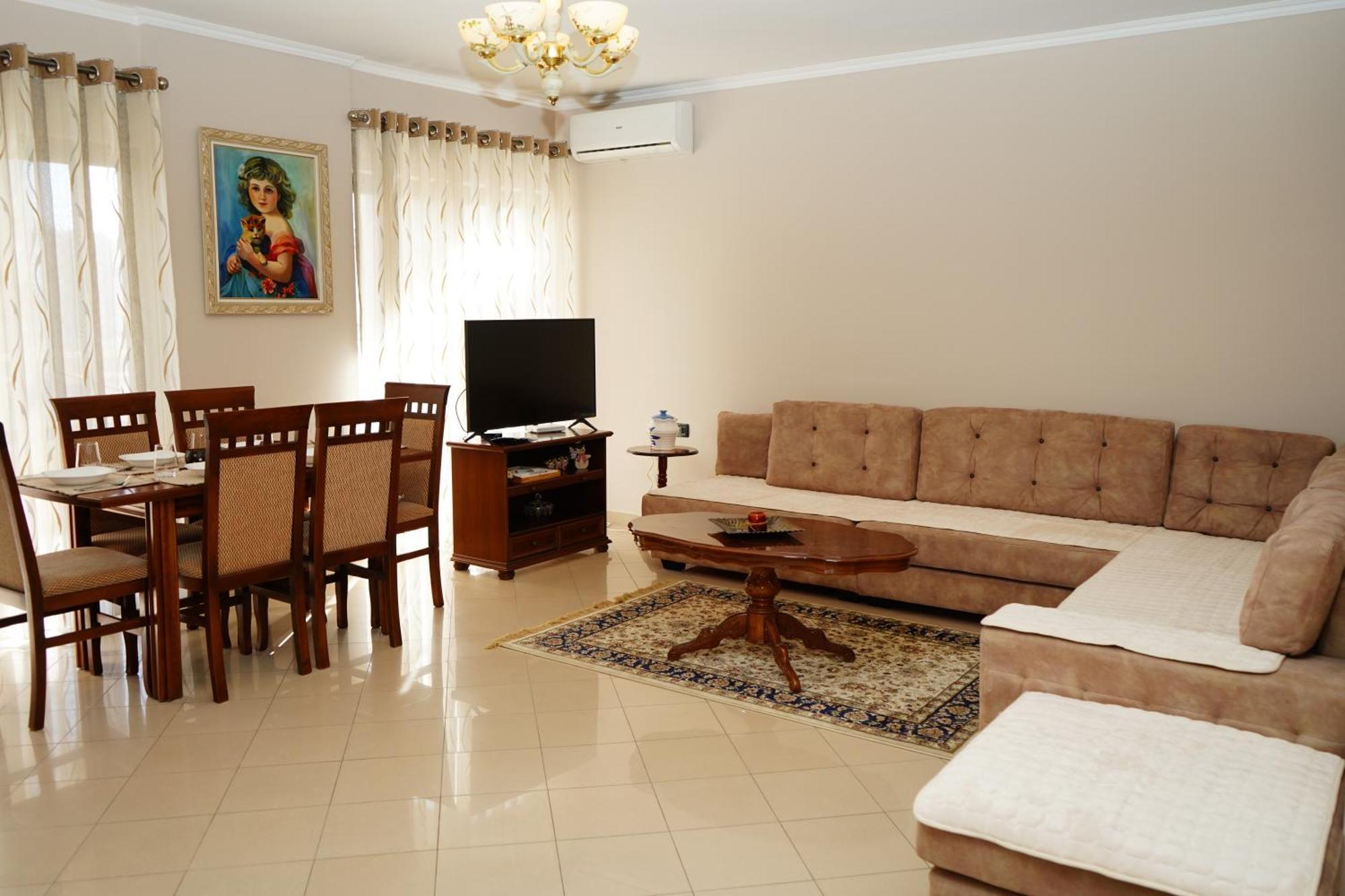New Bazaar Bliss Apartment Tiranë Ngoại thất bức ảnh