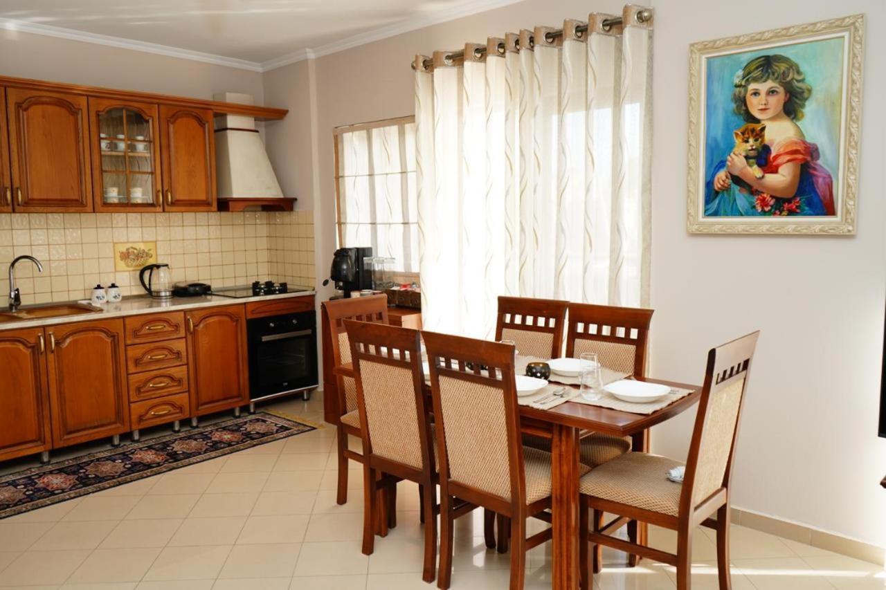 New Bazaar Bliss Apartment Tiranë Ngoại thất bức ảnh