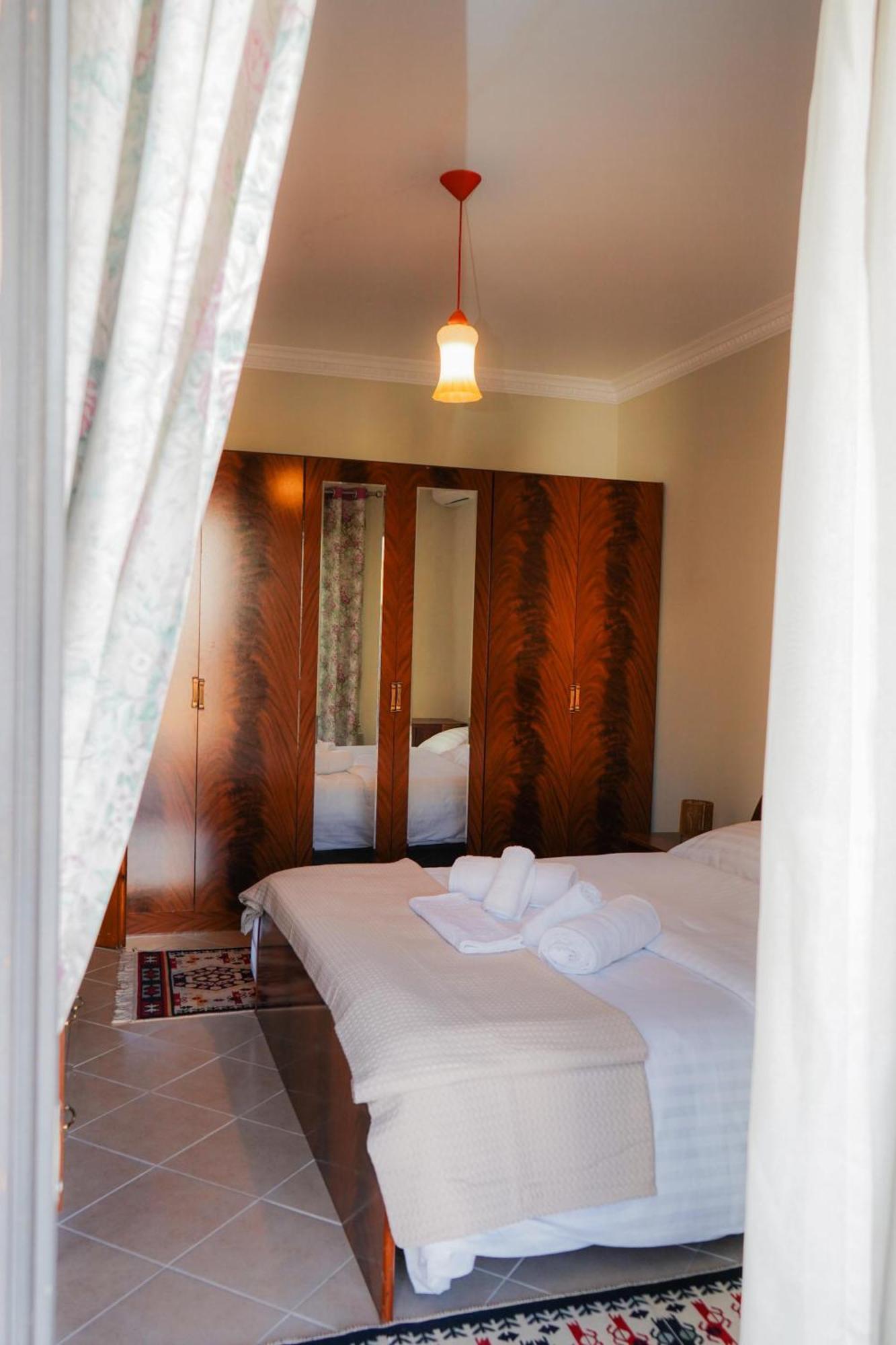New Bazaar Bliss Apartment Tiranë Ngoại thất bức ảnh